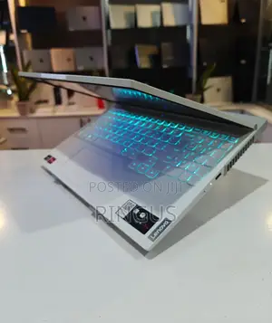 Laptop Lenovo Legion 5 32GB Apple M2 Ultra SSD 1T