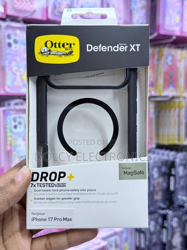Otterbox iPhone 17 Pro Max Defender Series Xt - main view
