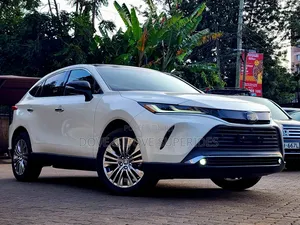 Toyota Harrier 2.0 2020 White