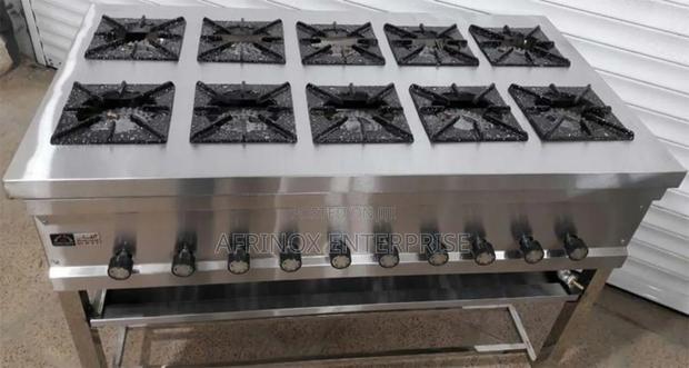 Commercial Gas Cooker – 10 Burner Power