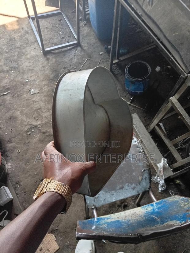 Lovecake Moulds Tins - thumbnail 3