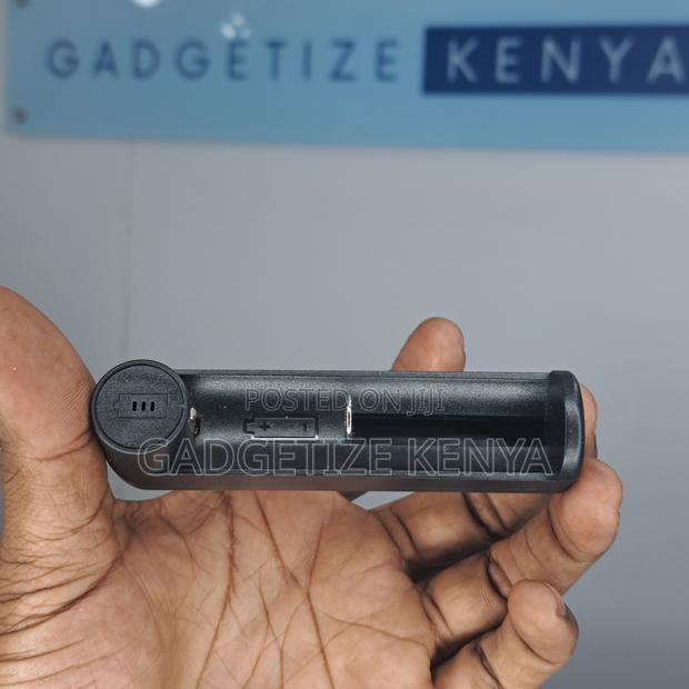 Universal Battery Charger for Rechargeable Li-Ion Batteries