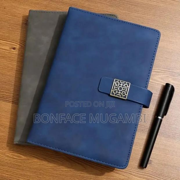 Customized Diaries - thumbnail 3