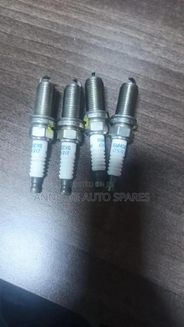 Toyota Hiace 7l 1tr Spark Plugs - main view