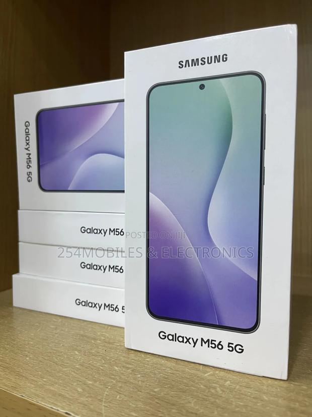 New Samsung Galaxy M56 256 GB Black - thumbnail 3