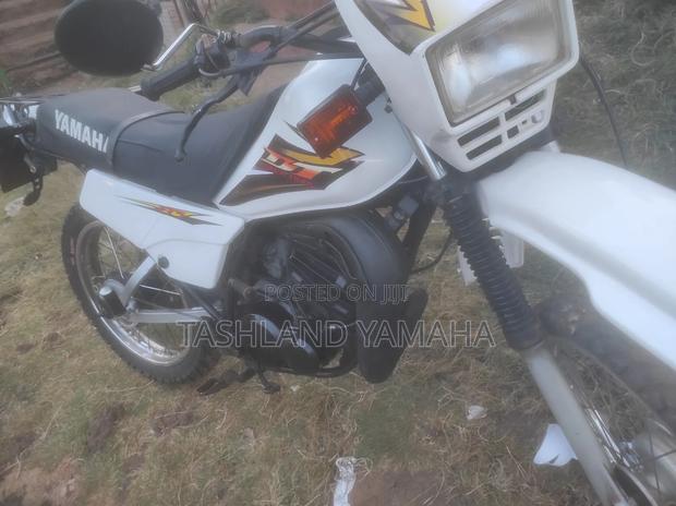 Yamaha DT175 2014 White - thumbnail 5