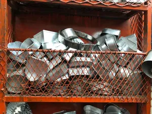 Queen Cake Galvanized Baking Cakes