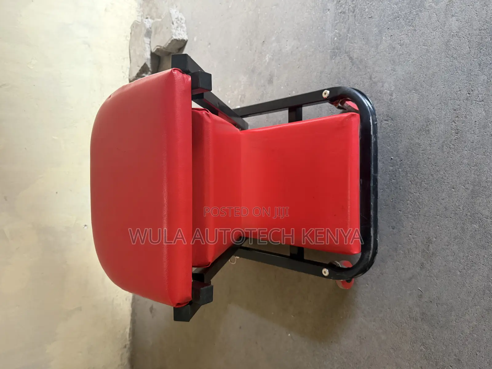 Lying Board With Wheel