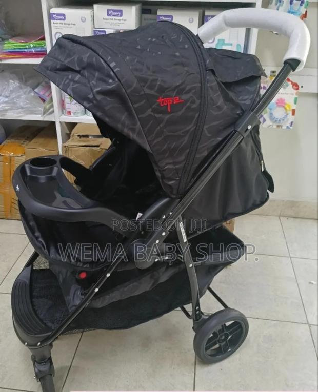 Compact Baby Stroller With Reversible Handle - main view