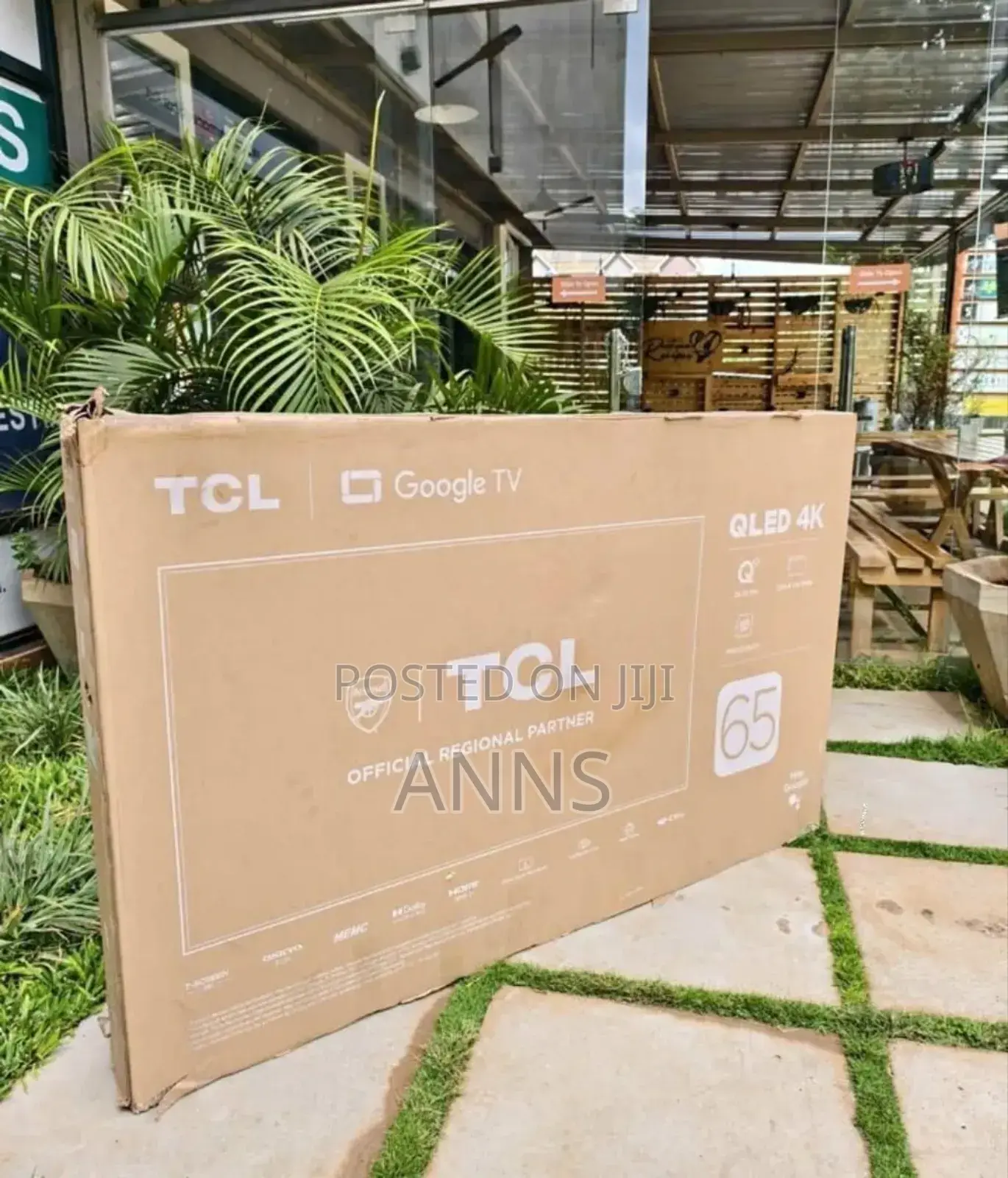 Ample Storage TCL 65 Inch Goggle Tv