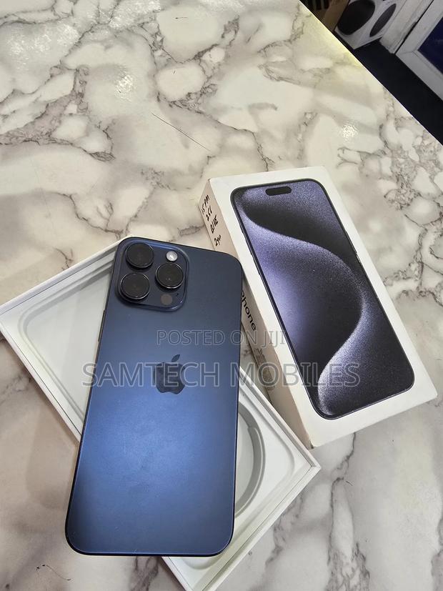 Apple iPhone 15 Pro Max 256 GB Blue - thumbnail 2