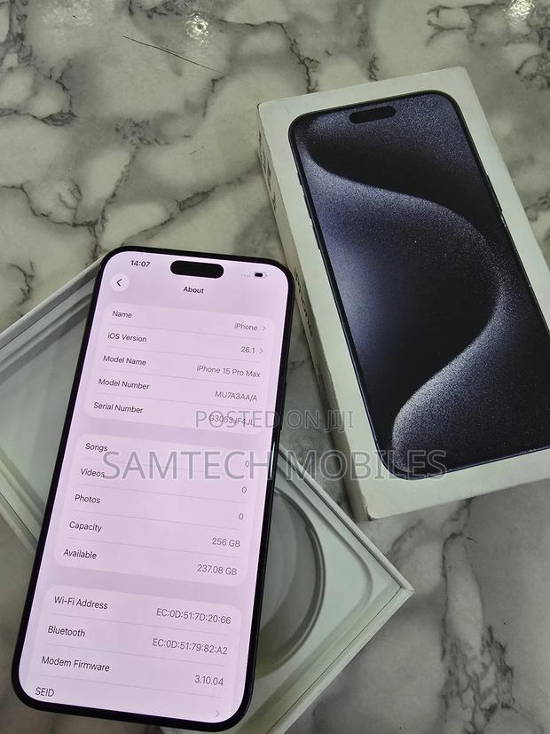 Apple iPhone 15 Pro Max 256 GB Blue - thumbnail 3