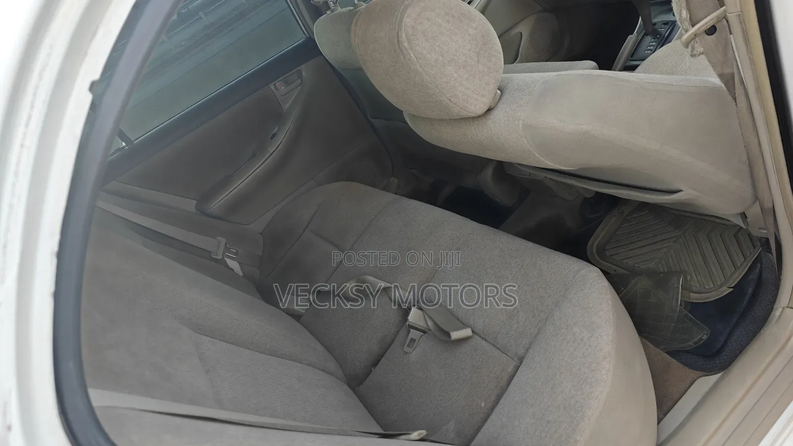 Toyota Corolla Sedan 2003 White