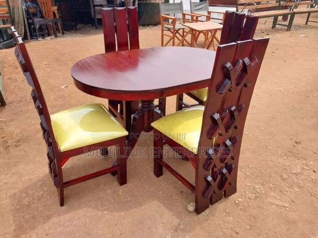 Oval Lens 4-Seater Solid Dinning Table Set