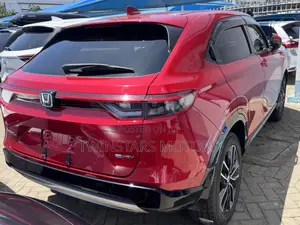 Honda Vezel 2022 Red