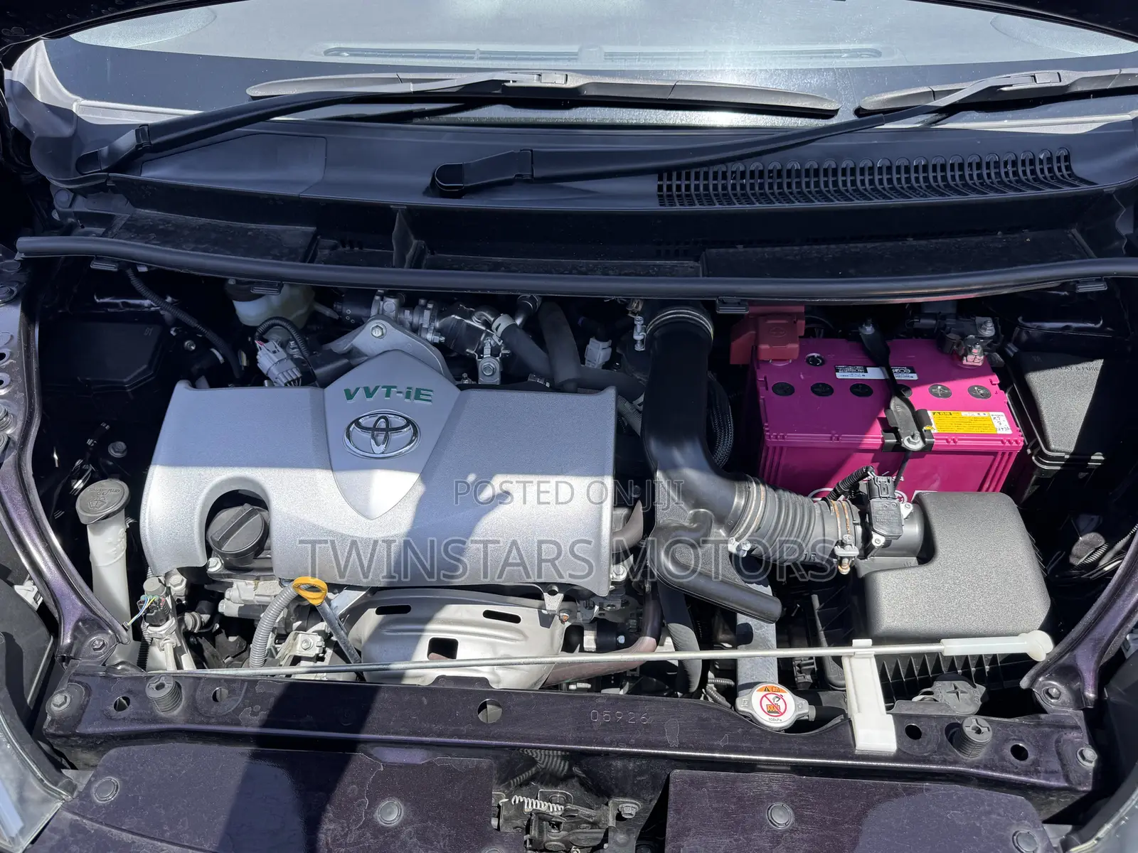 Toyota Spade 1.5 2019 Burgundy