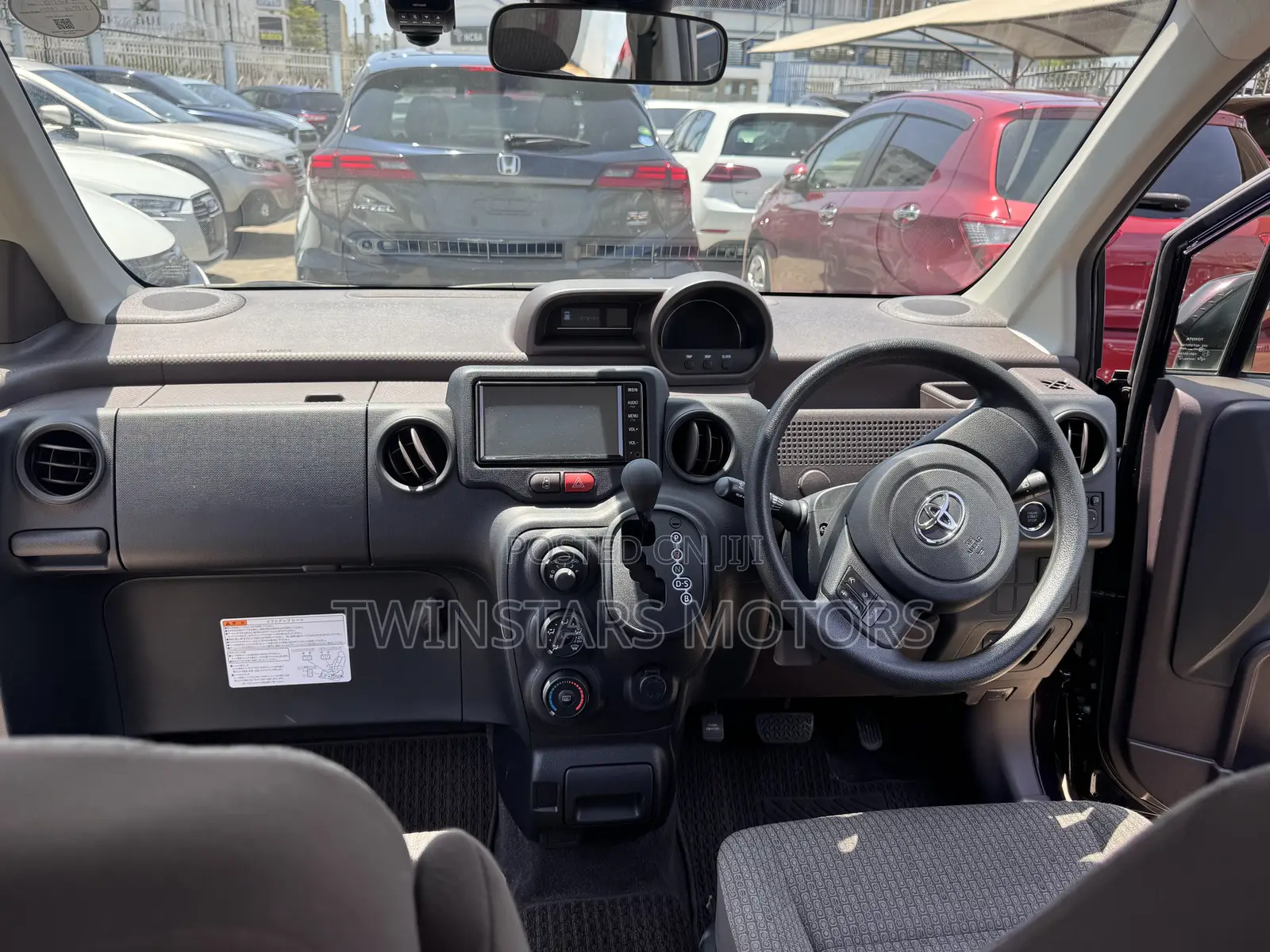Toyota Spade 1.5 2019 Burgundy