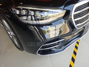 Mercedes-Benz S-Class 2022 Black