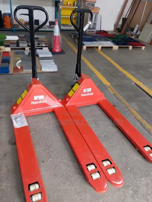 Hand Truck Pallets/Pallet Trucks 3000kgs Suppliers in Kenya.