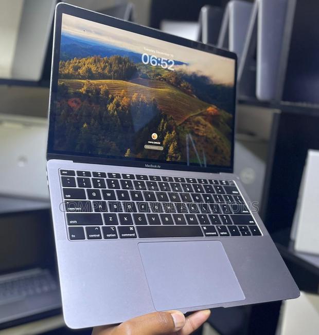 Laptop Apple MacBook Air 2018 8GB Intel Core I5 SSD 128GB
