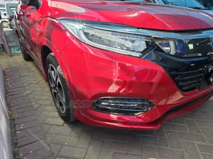 Honda Vezel 1.5 Hybrid 2WD 2019 Red