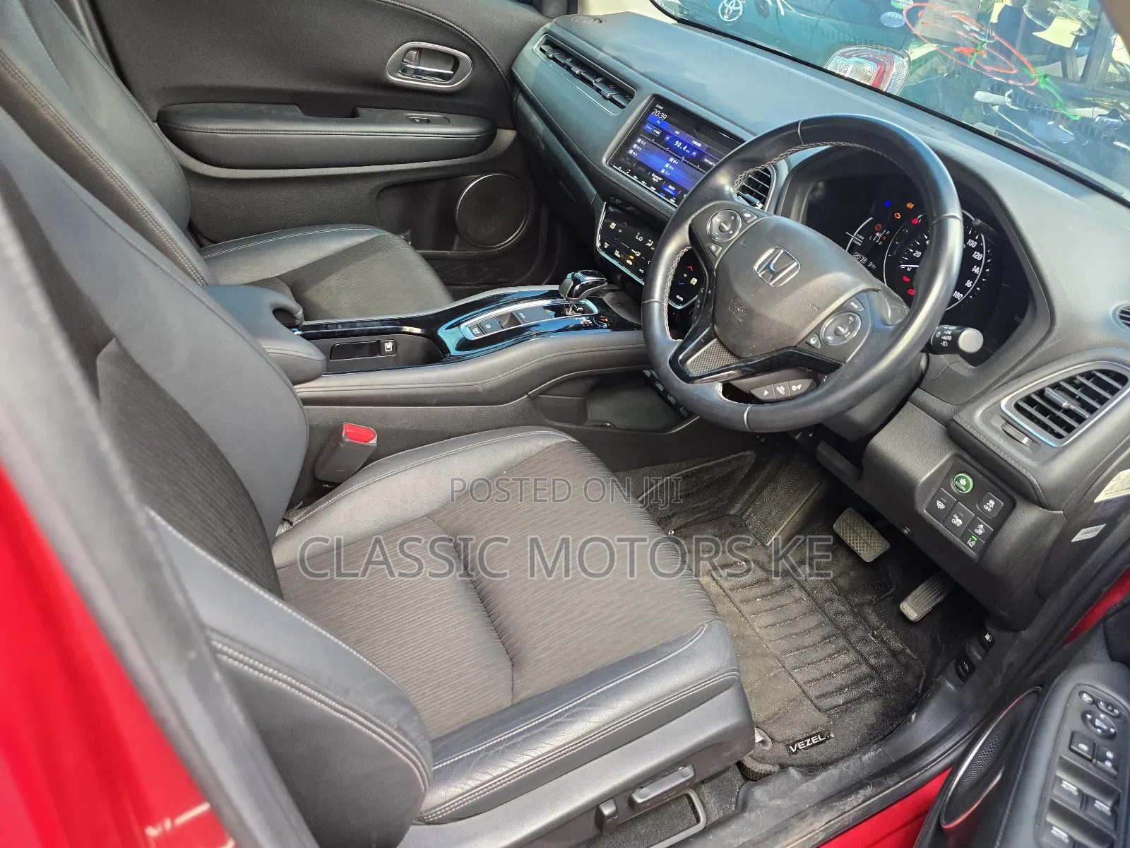 Honda Vezel 1.5 Hybrid 2WD 2019 Red