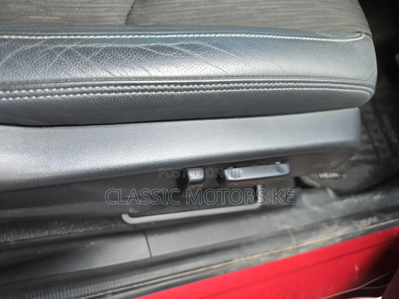 Honda Vezel 1.5 Hybrid 2WD 2019 Red