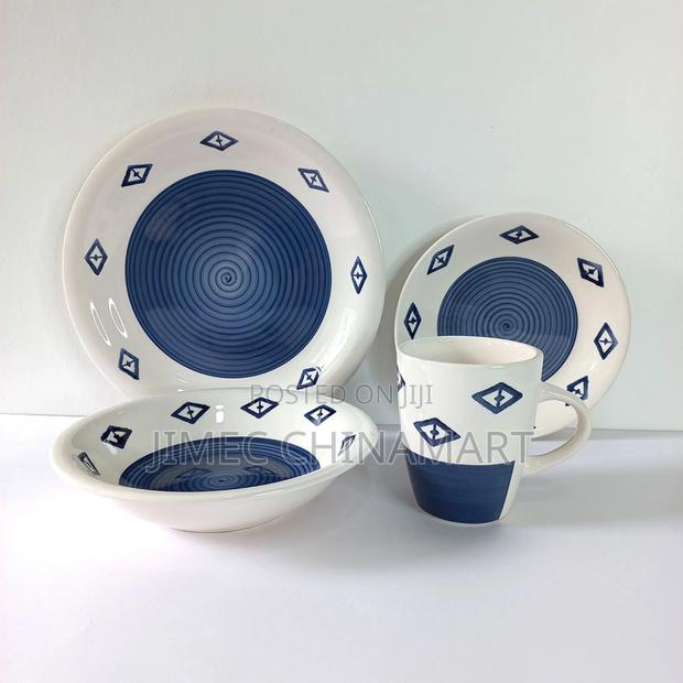 16-Piece Ceramic Dinner Set - thumbnail 2