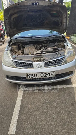 Nissan Tiida 2005 Gray