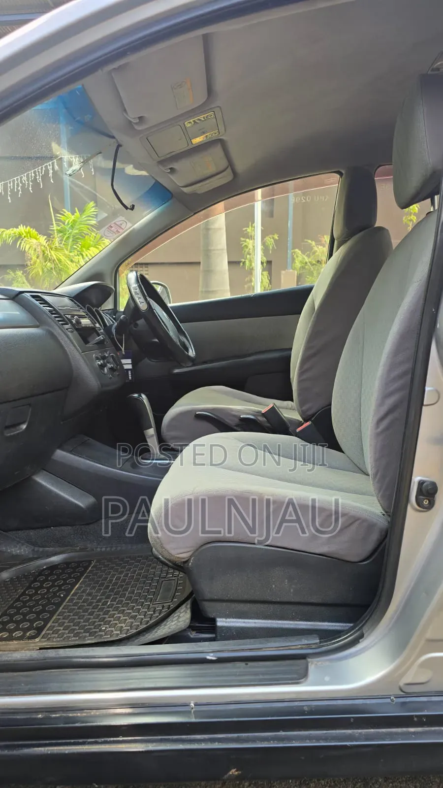 Nissan Tiida 2005 Gray