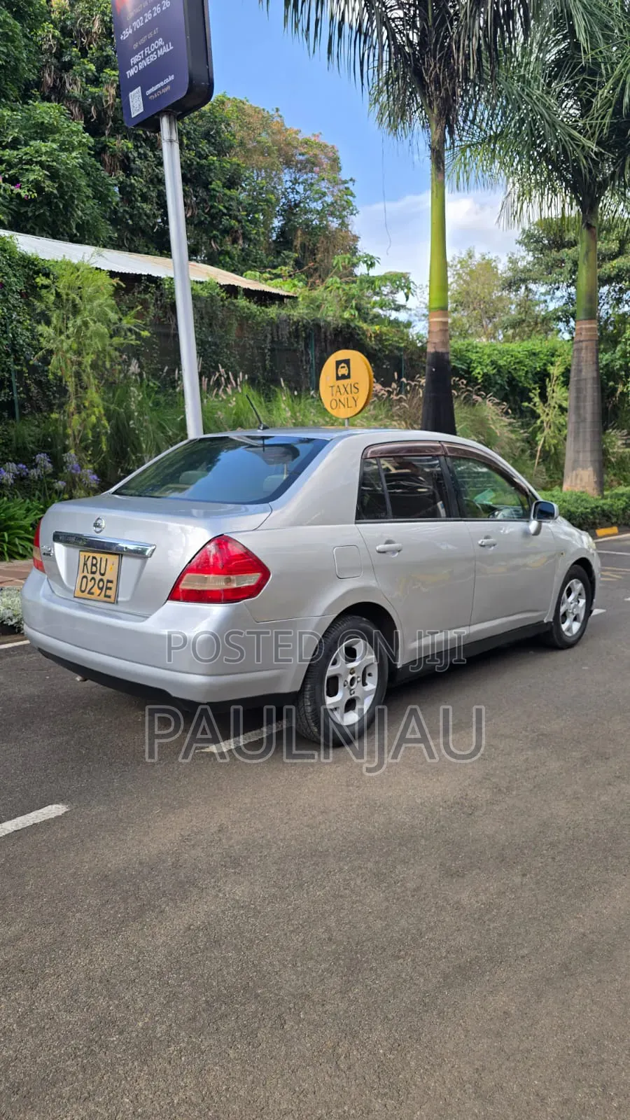 Nissan Tiida 2005 Gray