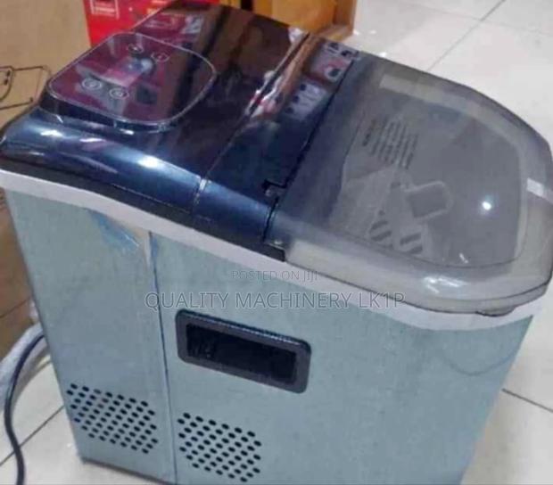 Highly Rated Innovia Ice Cube Maker Machine 25kg/24hrs - thumbnail 2