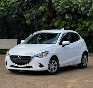 Mazda 2 2019 White