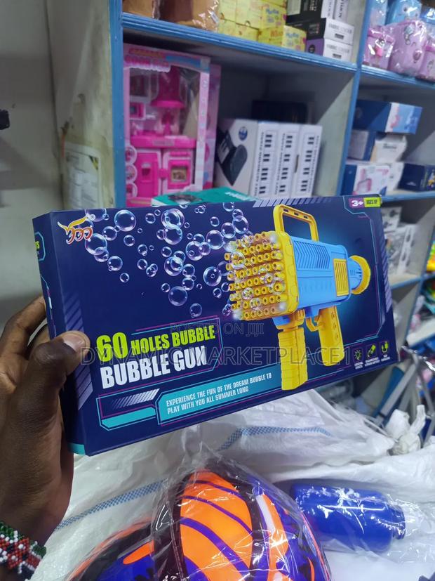 60 Holes Rechargeable Bubble Gun With Lights