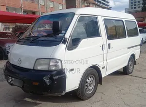 Mazda B-series 2005 White