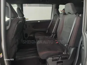 Nissan Serena 2019 Gray