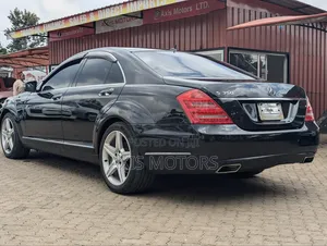 Mercedes-Benz S-Class 2011 Black