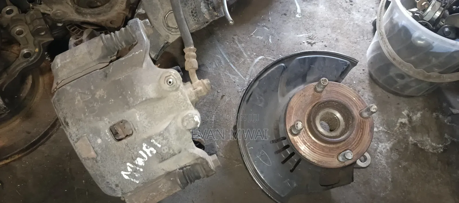 Hub Nissan Note/March Right Side