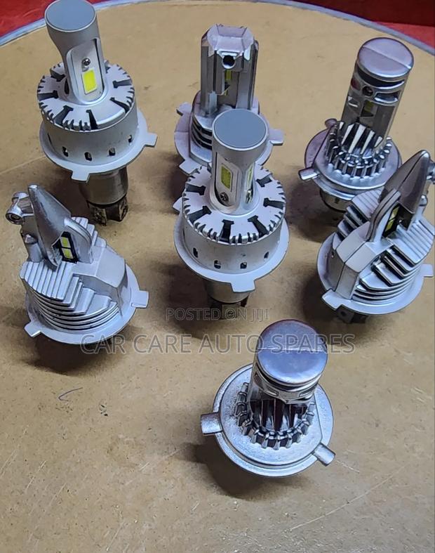 Headlight Bulb Original Ex Japan - main view