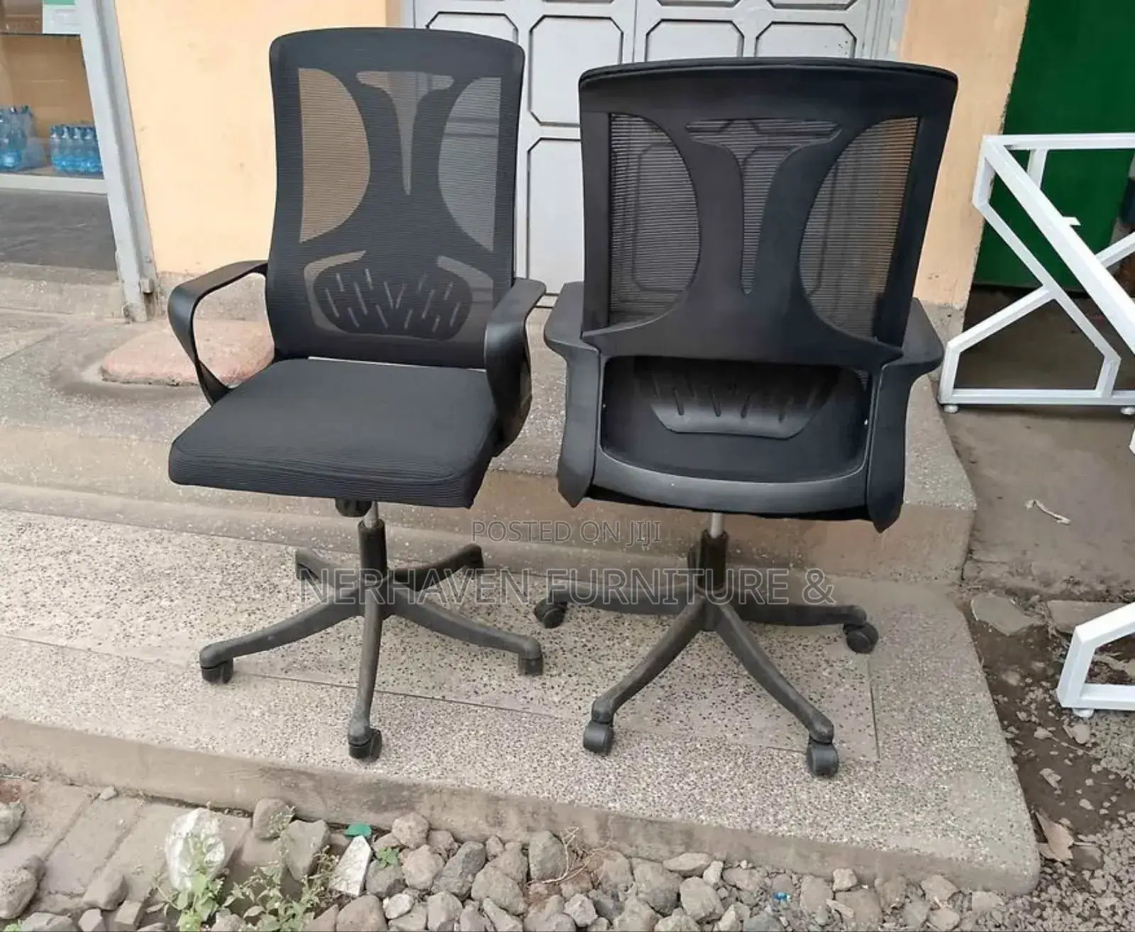 Ergonomic Low-Back Office Chair for Daily Comfort