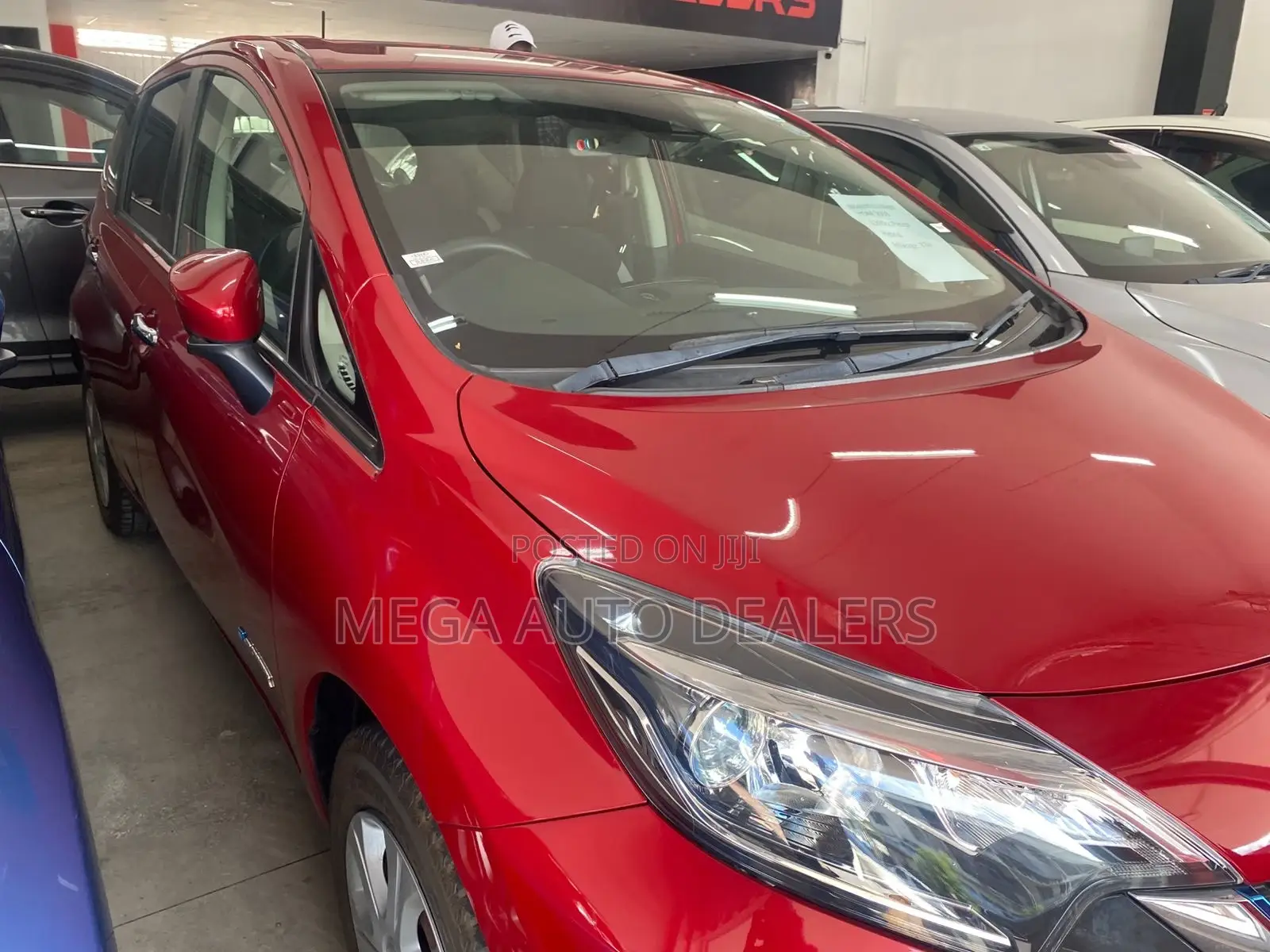Nissan Note 2018 Red