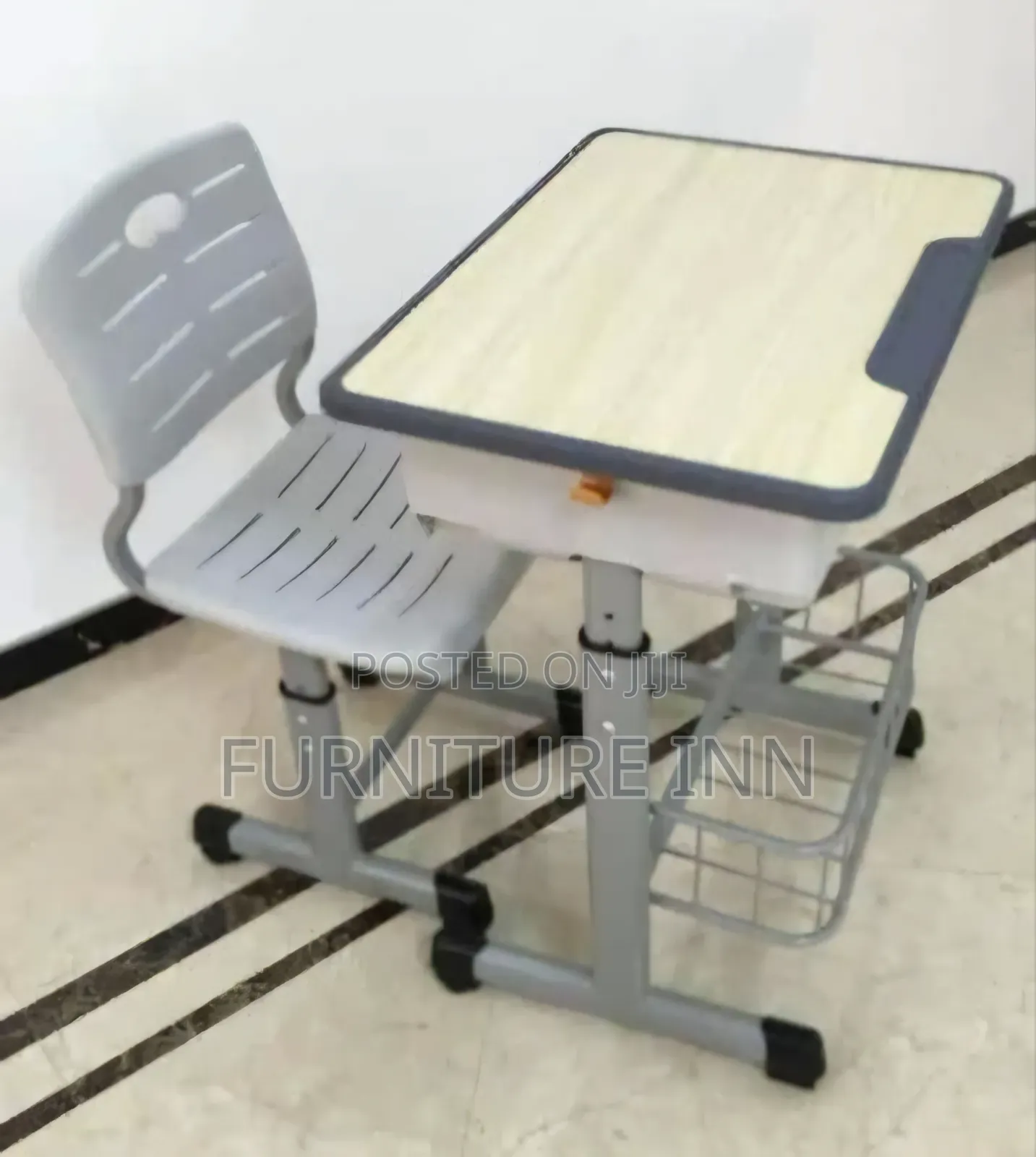 School Adjustable Desk