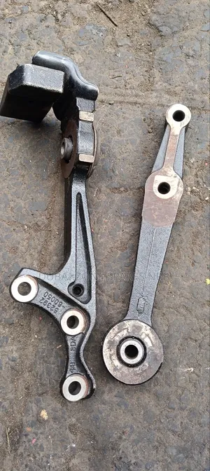 Land Cruiser Prado J150 Differential Arms. Pop