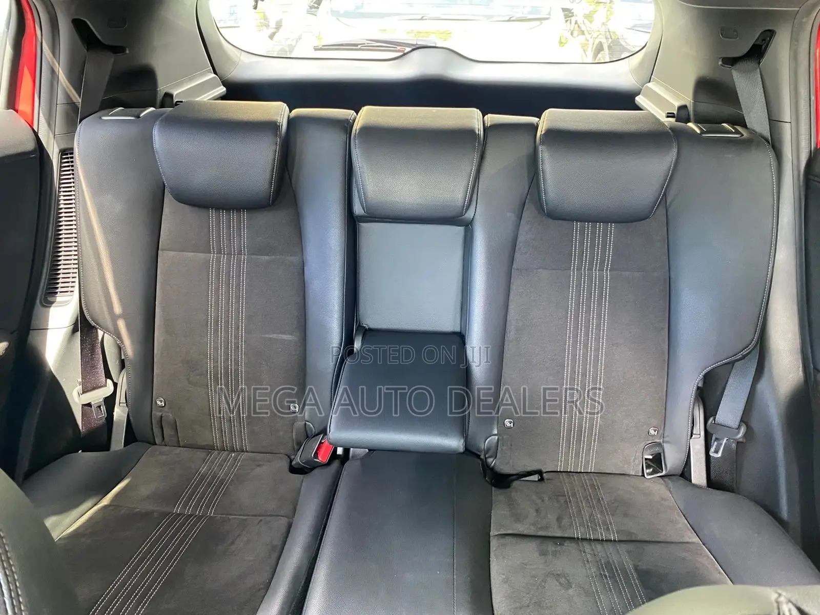 Honda Vezel 2018 Red
