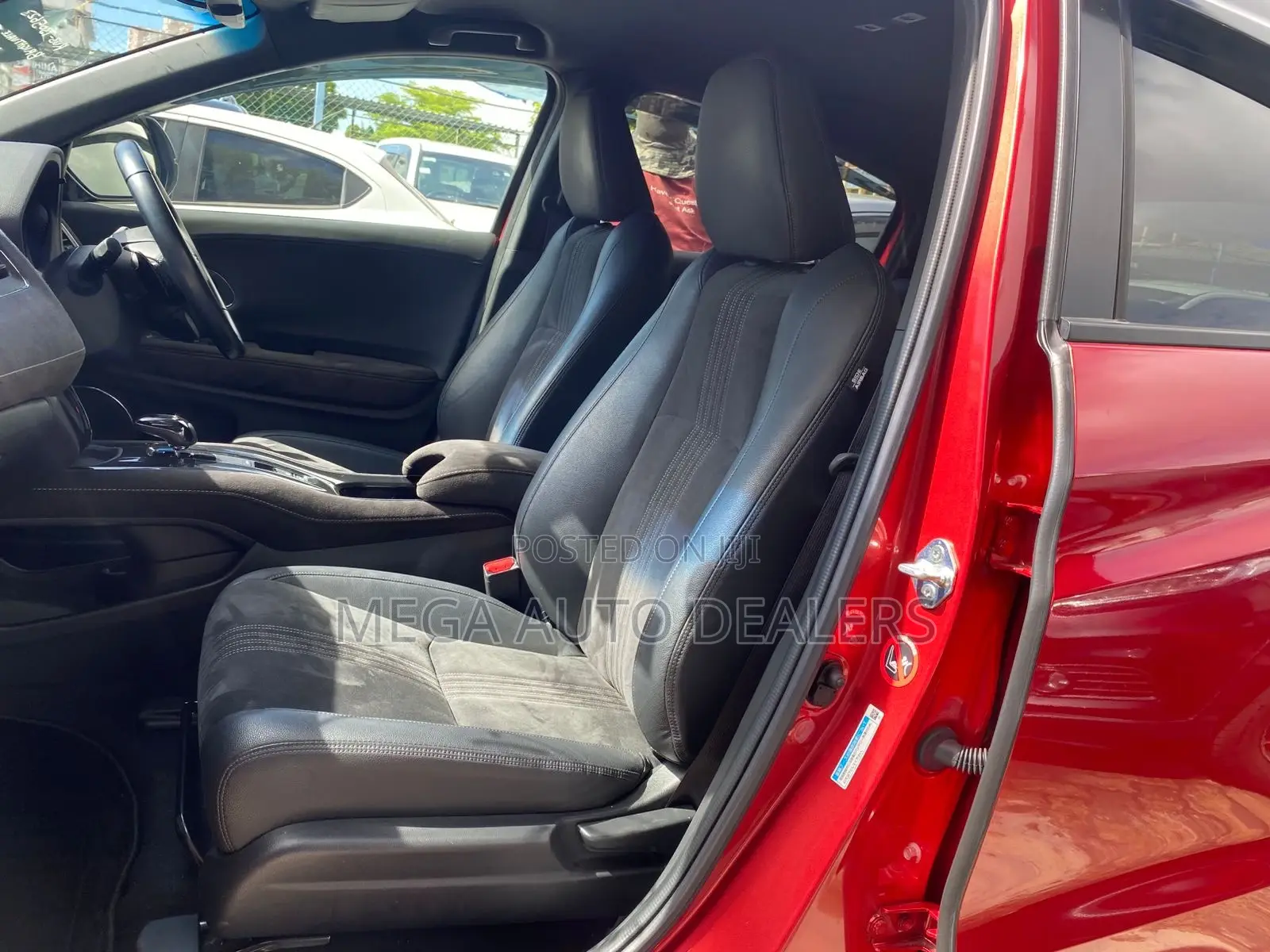 Honda Vezel 2018 Red
