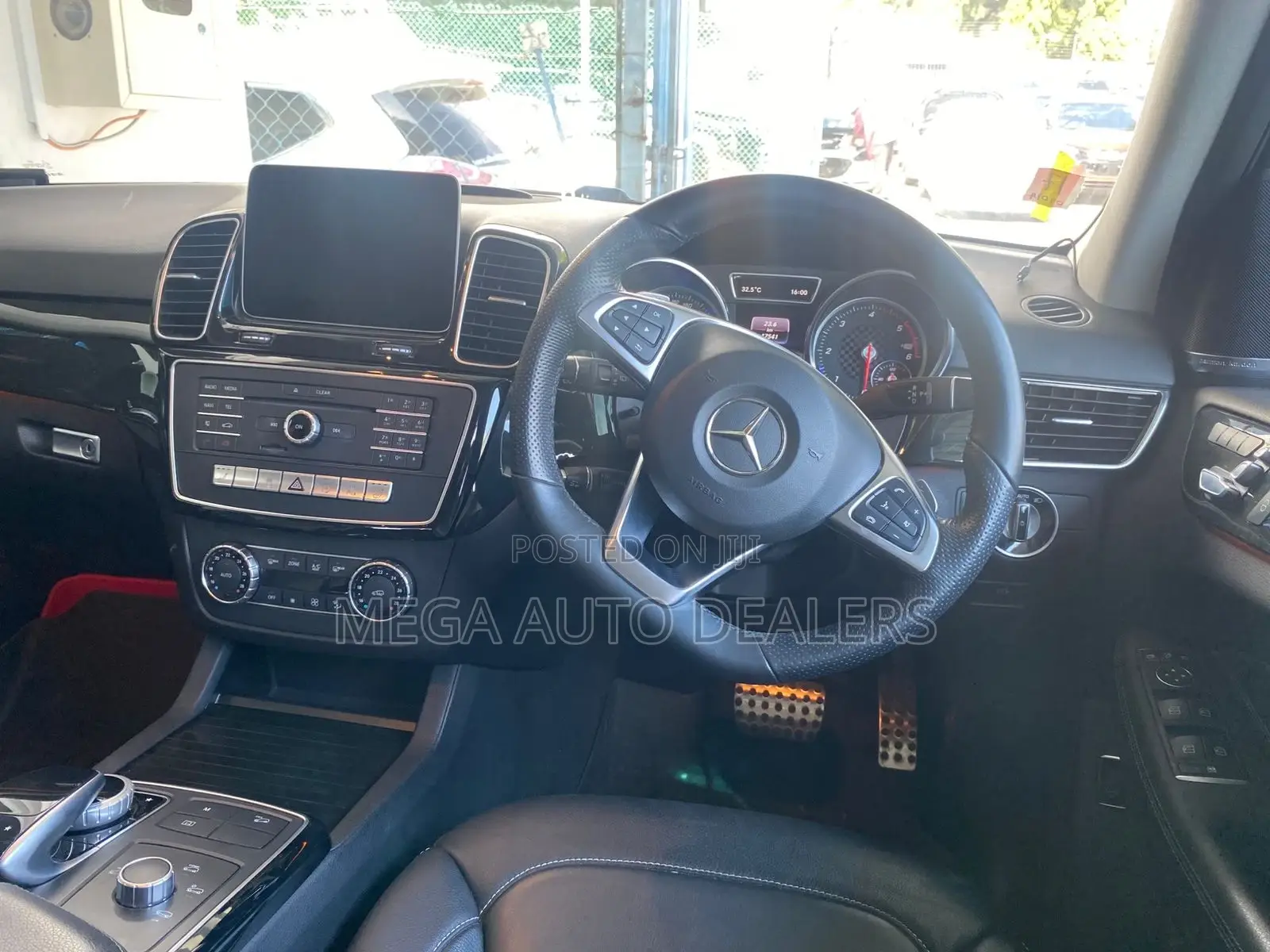 Mercedes-Benz GLE-Class GLE 350d 4MATIC 2018 White