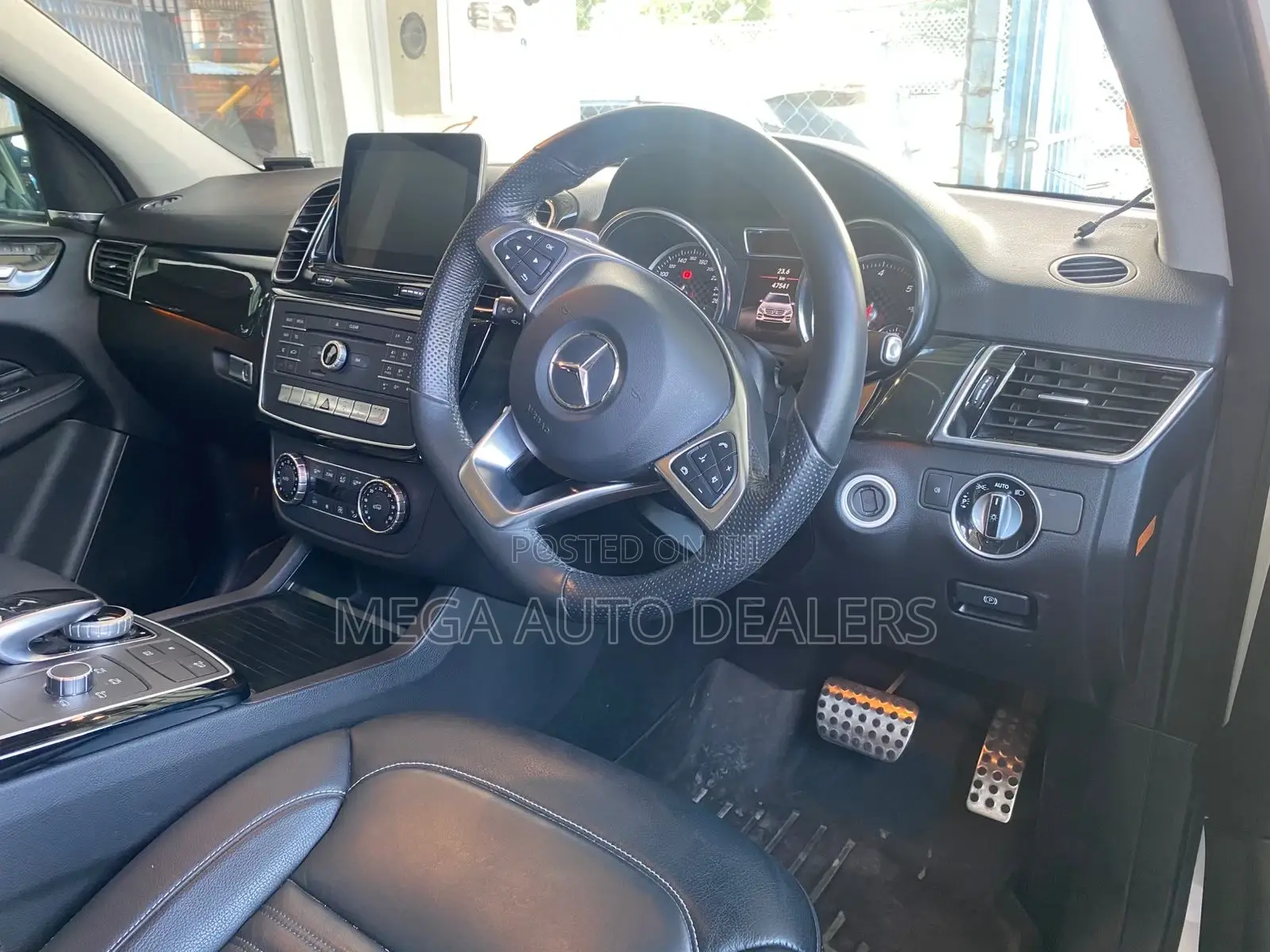 Mercedes-Benz GLE-Class GLE 350d 4MATIC 2018 White