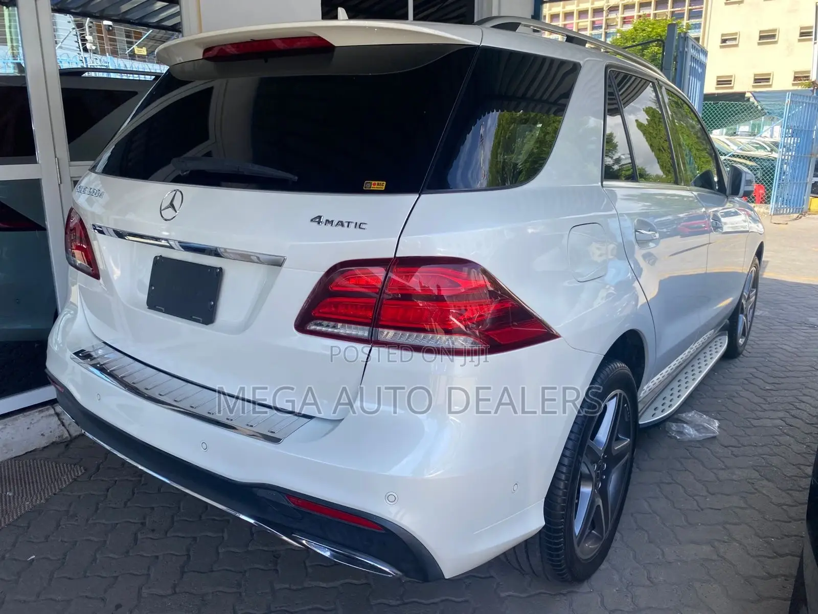 Mercedes-Benz GLE-Class GLE 350d 4MATIC 2018 White