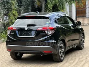 Honda Vezel 2018 Black