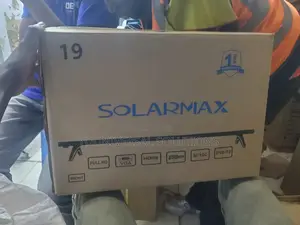Solarmax 19 Inches Ac/Dc Full Hd